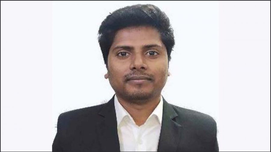 বাড়িতে নতুন চাকরির খবর দিতে যাওয়ার পথে সহকারী প্রকৌশলী নিহত